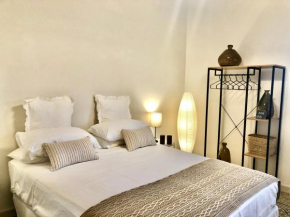BARRIQUE GUEST HOUSE free taxi from the airport one way